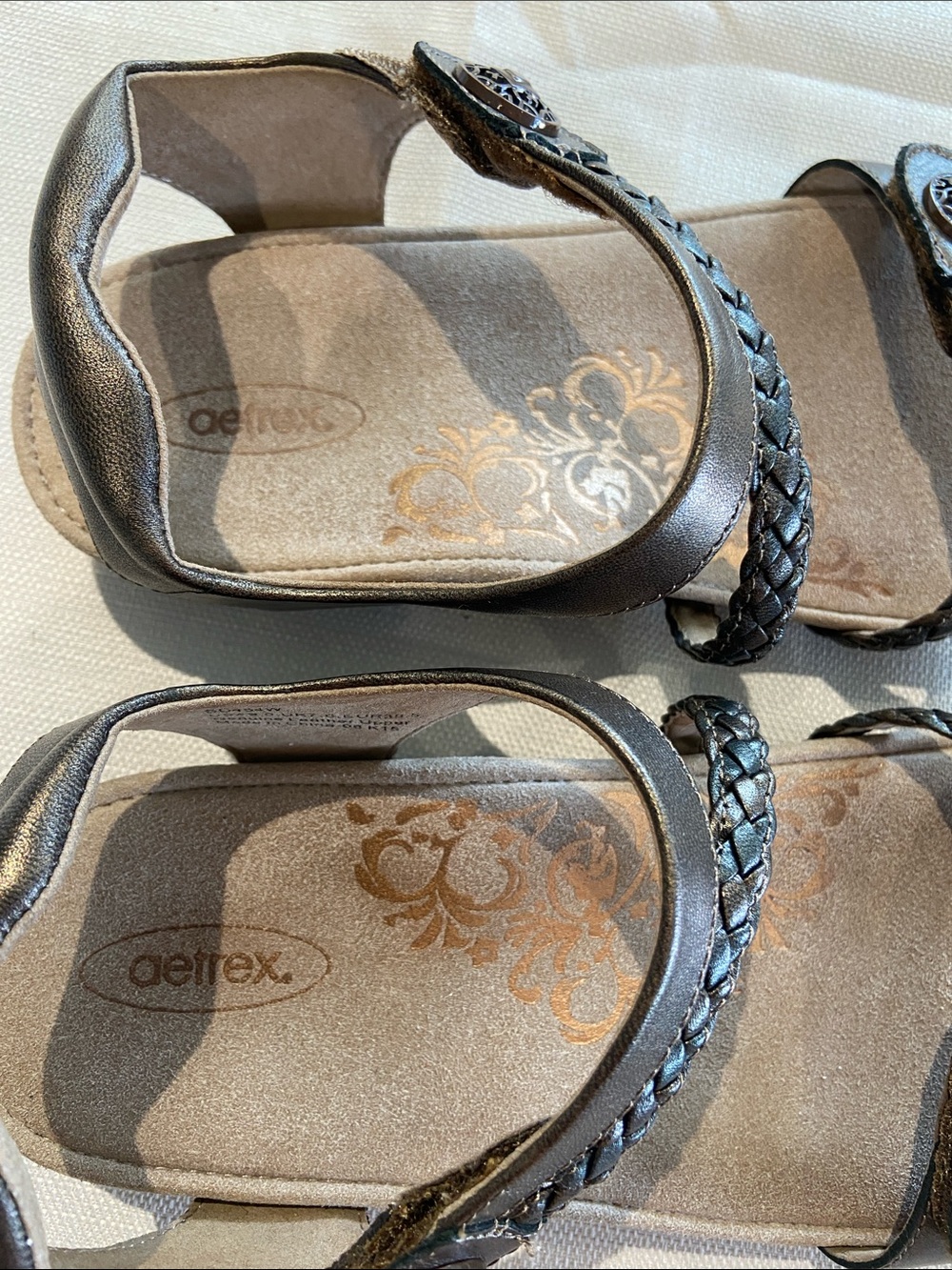 Aetrex Comfort Braided-Strap Brown Women's Sandals. Size 9 - Picture 8 of 10